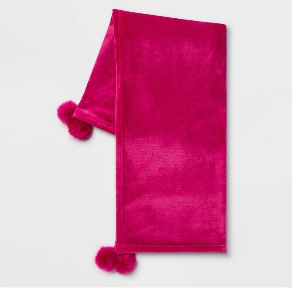 Solid Plush with Faux Fur Pom Throw Blanket
Pink - Opalhouse
